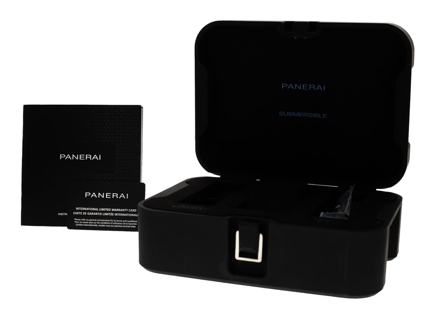 Panerai Submersible PAM00960 Image 4